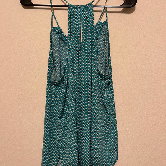 Silky Tunic - Picture 2 of 3